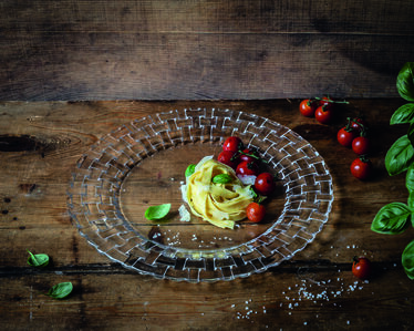 Bossa Nova Large Plates Set of 2