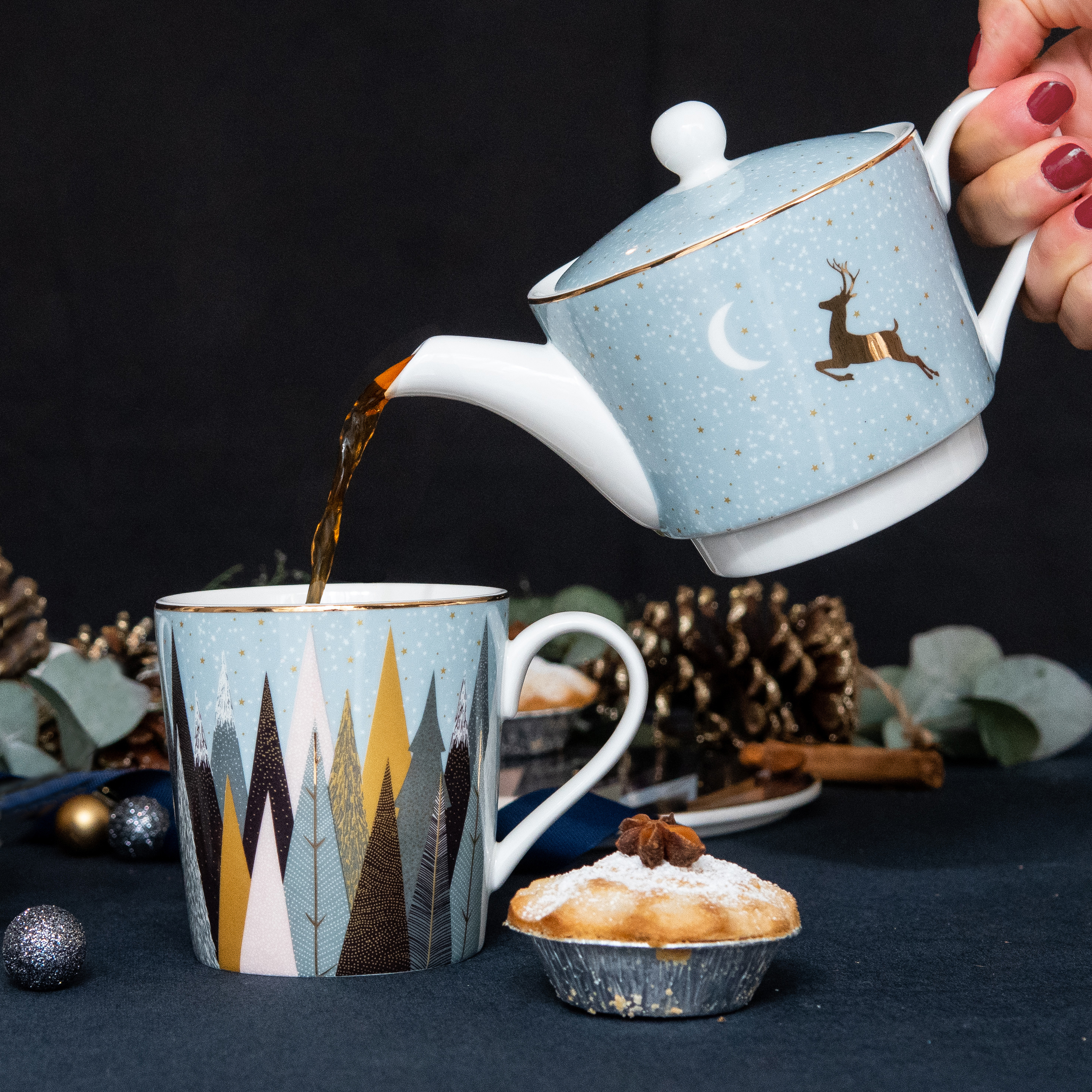 Sara Miller London Frosted Pines Tea For One image number null