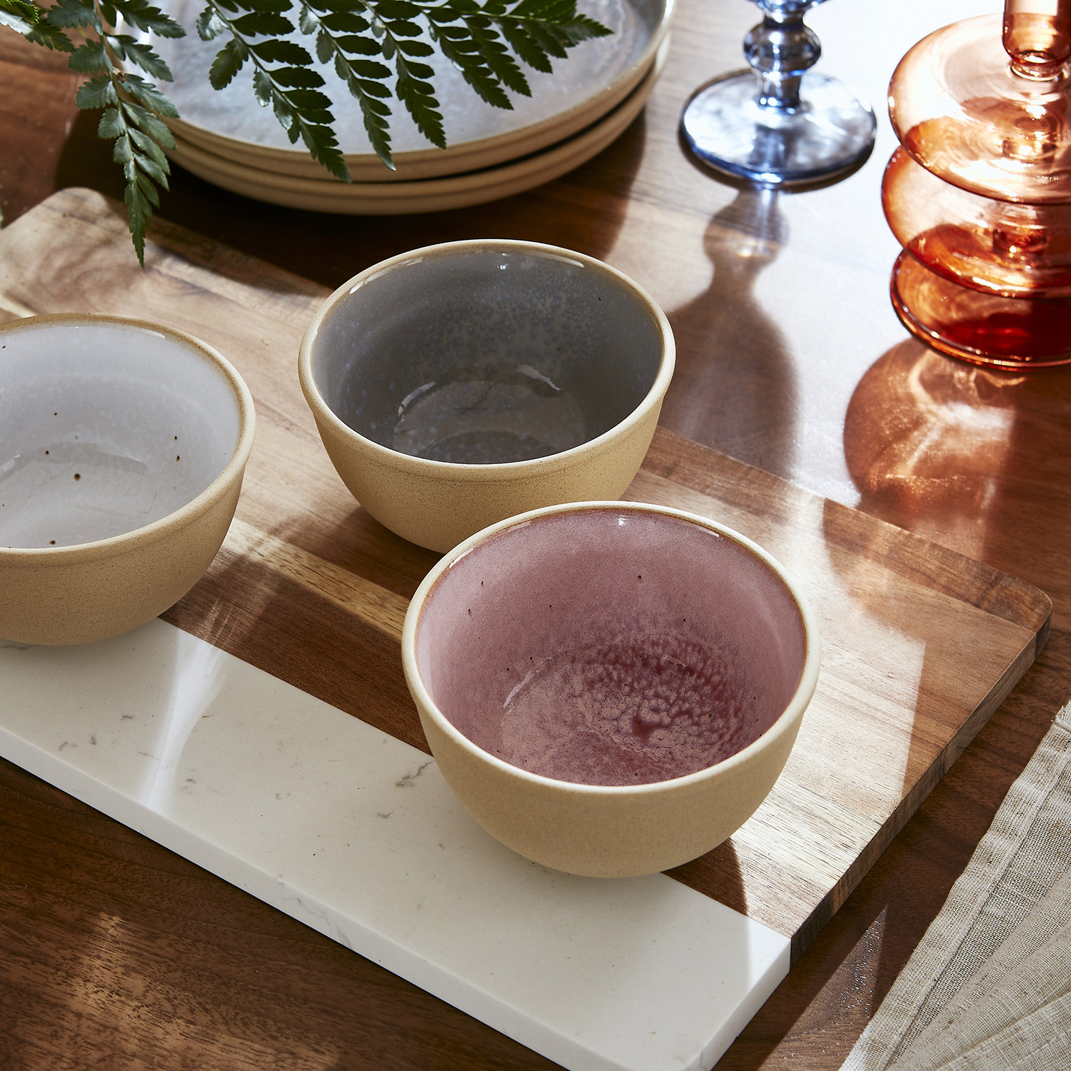 Minerals Small bowl, Rose Quartz image number null
