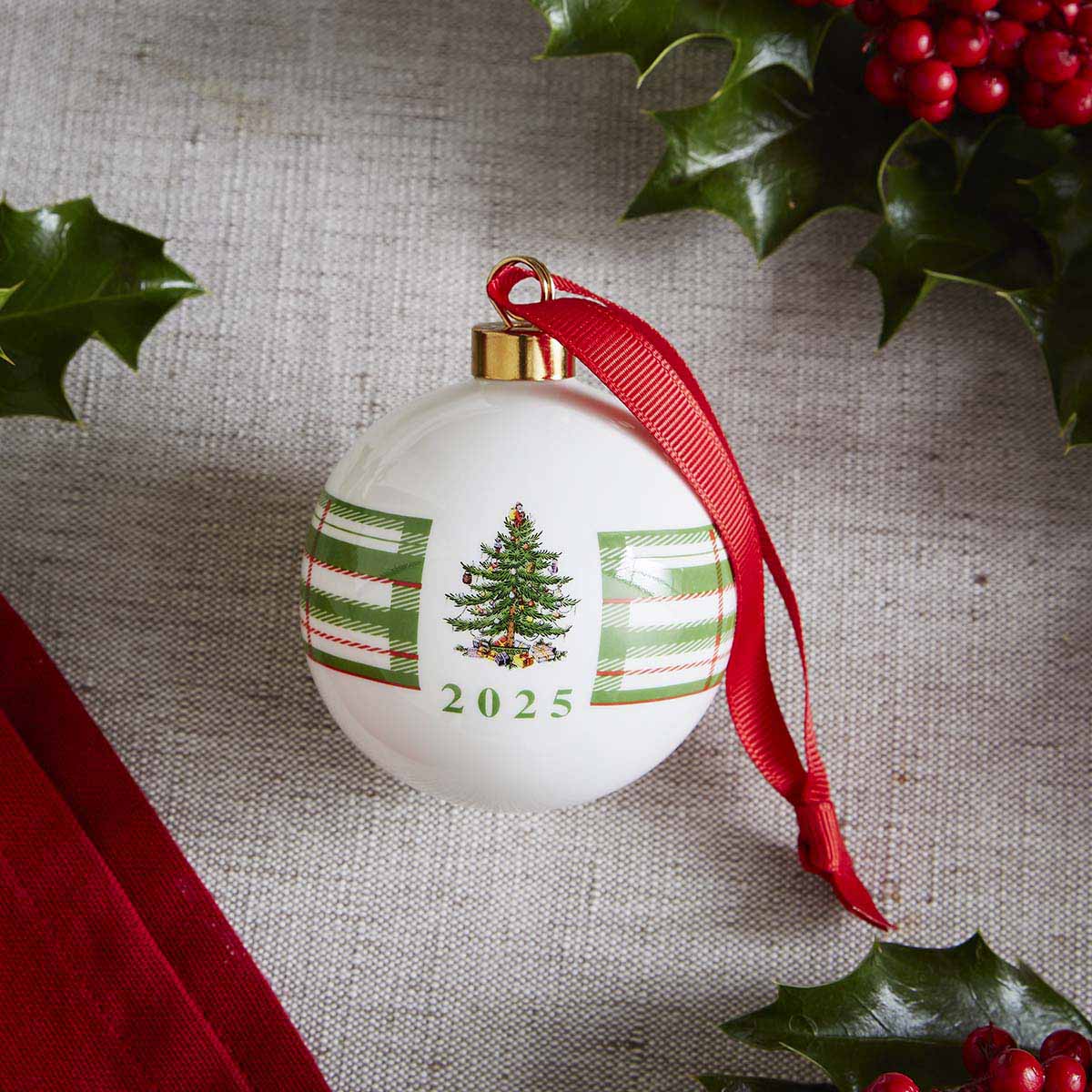 Christmas Tree 2025 Annual Bauble image number null